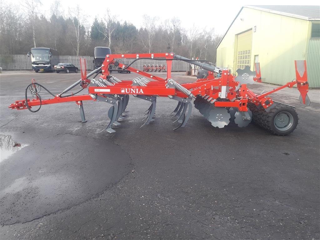 Zinkenrotor (Ackerbau) des Typs Unia Cross 3 Drive, Gebrauchtmaschine in Hadsund (Bild 2)