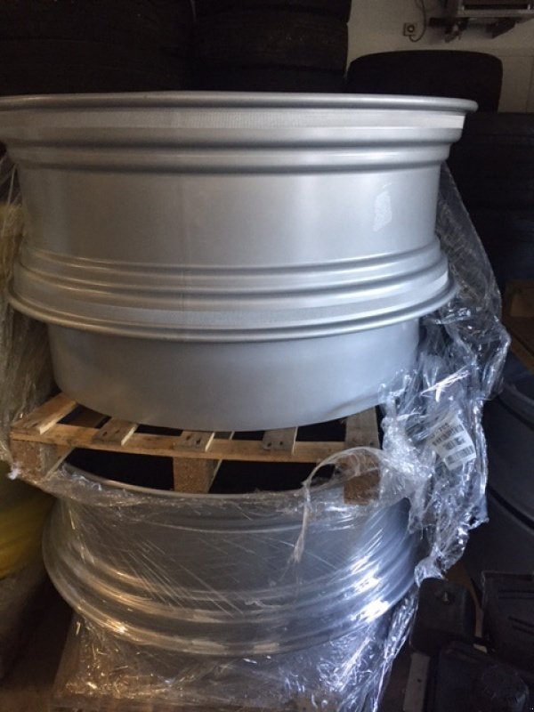 Reifen des Typs Sonstige 480/80R42     650/65R38  710/60R38, Gebrauchtmaschine in Danmark (Bild 1)