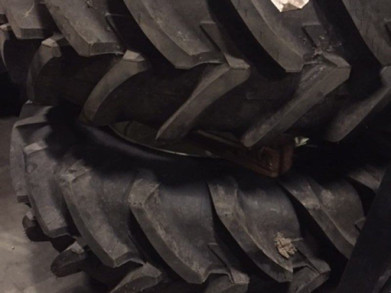 Reifen des Typs AP 18,4R34  650/60R34 600/65R34, Gebrauchtmaschine in Danmark (Bild 1)