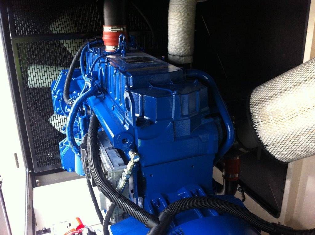 Notstromaggregat des Typs Sonstige FG Wilson P275 - 275 kVA Generator - DPX-16014, Neumaschine in Dordrecht (Bild 8)