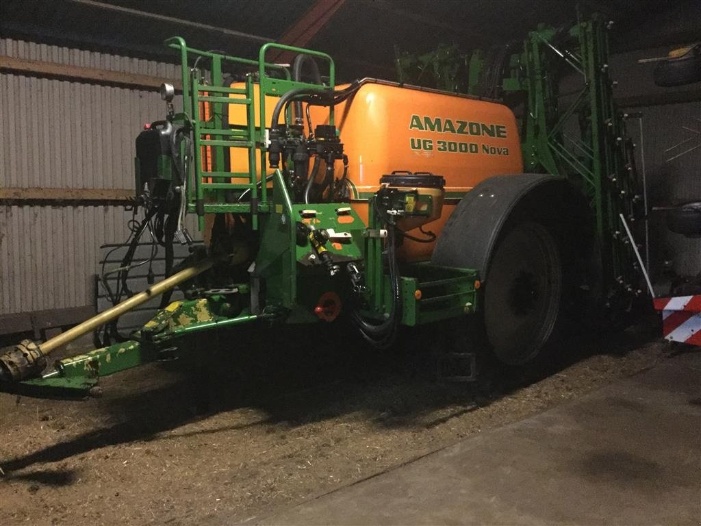 Anhängespritze des Typs Amazone UG3000, Gebrauchtmaschine in Aulum (Bild 3)