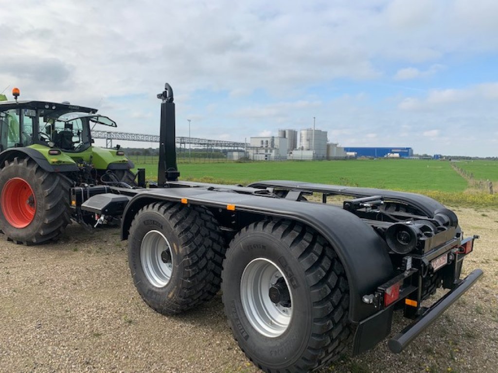 Hakenwagen des Typs Begemann THK 24 Lenkachse Bordhydraulik, Neumaschine in Voerde (Bild 2)