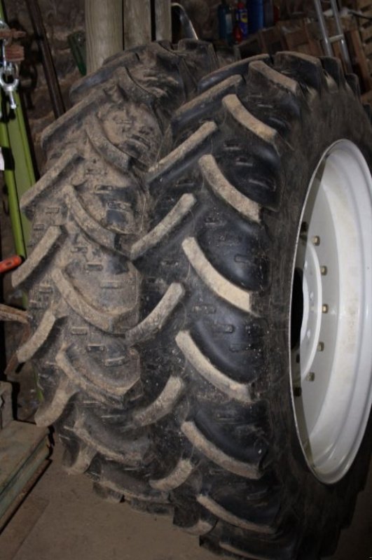 Komplettradsatz des Typs Sonstige POUR PONT AVANT ZF, Gebrauchtmaschine in HORION HOZEMONT (Bild 2)