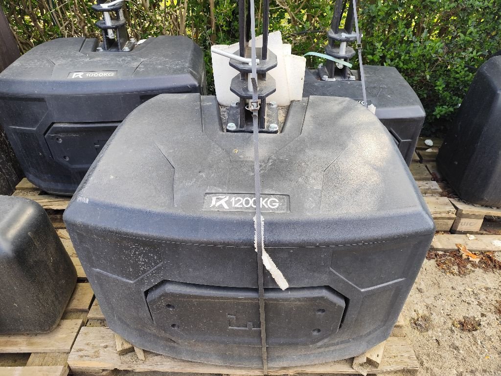 Sonstige Traktorteile des Typs Avant masse de 600 a 1500kg, Gebrauchtmaschine in HORION HOZEMONT (Bild 2)