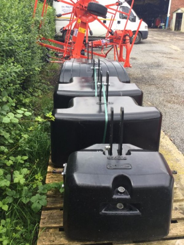 Sonstige Traktorteile des Typs Avant masse de 900 a 1500kg, Gebrauchtmaschine in HORION HOZEMONT (Bild 2)