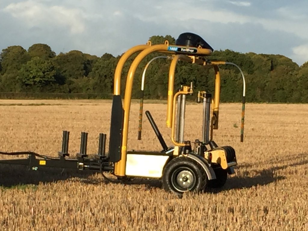 Ballenwickler des Typs Tanco 1400 V - Wickeln in Höchstgeschwindigkeit, Neumaschine in Wiesbaden (Bild 13)