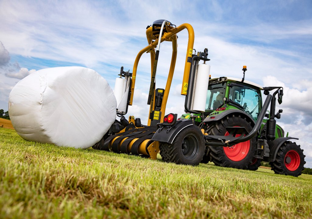 Ballenwickler des Typs Tanco 1400 V - Wickeln in Höchstgeschwindigkeit, Neumaschine in Wiesbaden (Bild 5)