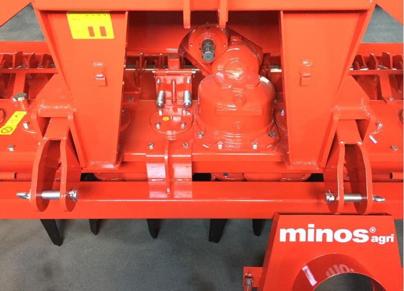 Kreiselegge des Typs Minos Agri Kreiselegge T-DRAM 3001 mit Packerwalze, Neumaschine in Münstermaifeld (Bild 12)