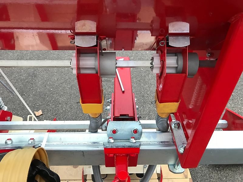 Bodenfräse des Typs Minos Agri Reihenfräse T-SCM-3-A-GS, Neumaschine in Münstermaifeld (Bild 8)