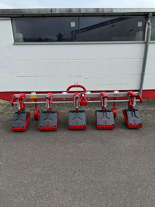 Bodenfräse des Typs Minos Agri Reihenfräse T-SCM-5-A, Neumaschine in Münstermaifeld (Bild 1)