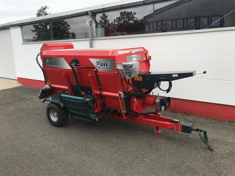 Futtermischwagen des Typs Minos Agri Futtermischwagen T-YYKM 4K, Neumaschine in Münstermaifeld (Bild 2)