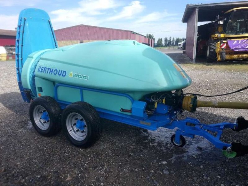 Anhängespritze des Typs Berthoud puvérisateur Fructair 1500 TCI, Gebrauchtmaschine in Aesch (Bild 1)