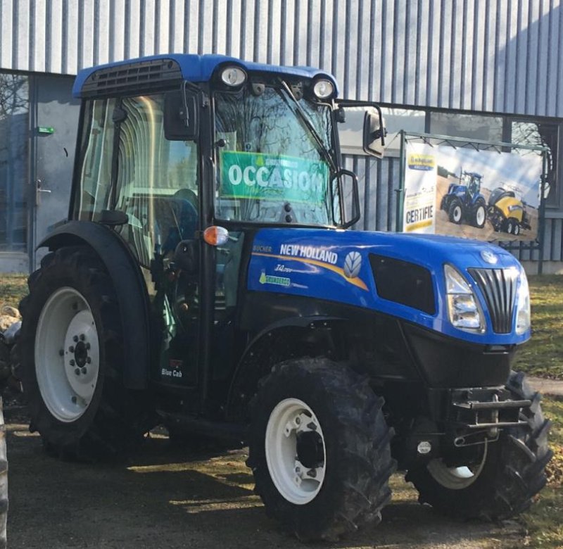 Schmalspurtraktor des Typs New Holland T 4.75 V, Gebrauchtmaschine in Aesch (Bild 2)