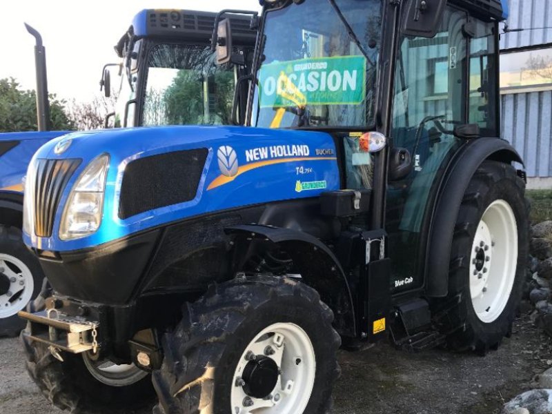 Schmalspurtraktor des Typs New Holland T 4.75 V, Gebrauchtmaschine in Aesch (Bild 1)