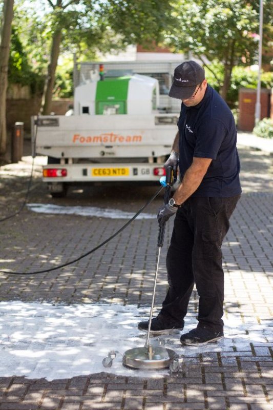 ATV & Quad des Typs Sonstige Machine de désherbage sans glyphosate, Gebrauchtmaschine in Aesch (Bild 3)