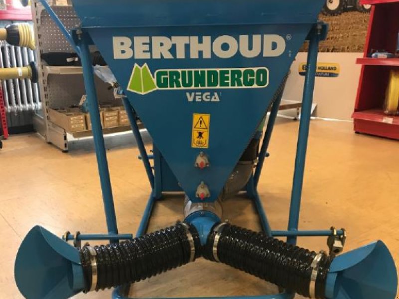 Anhängespritze des Typs Berthoud poudreuse VEGA 120l, Gebrauchtmaschine in Aesch (Bild 1)