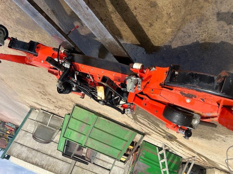 Aufsitzmäher des Typs Wiedenmann RMR230V-F, Gebrauchtmaschine in Richebourg (Bild 4)