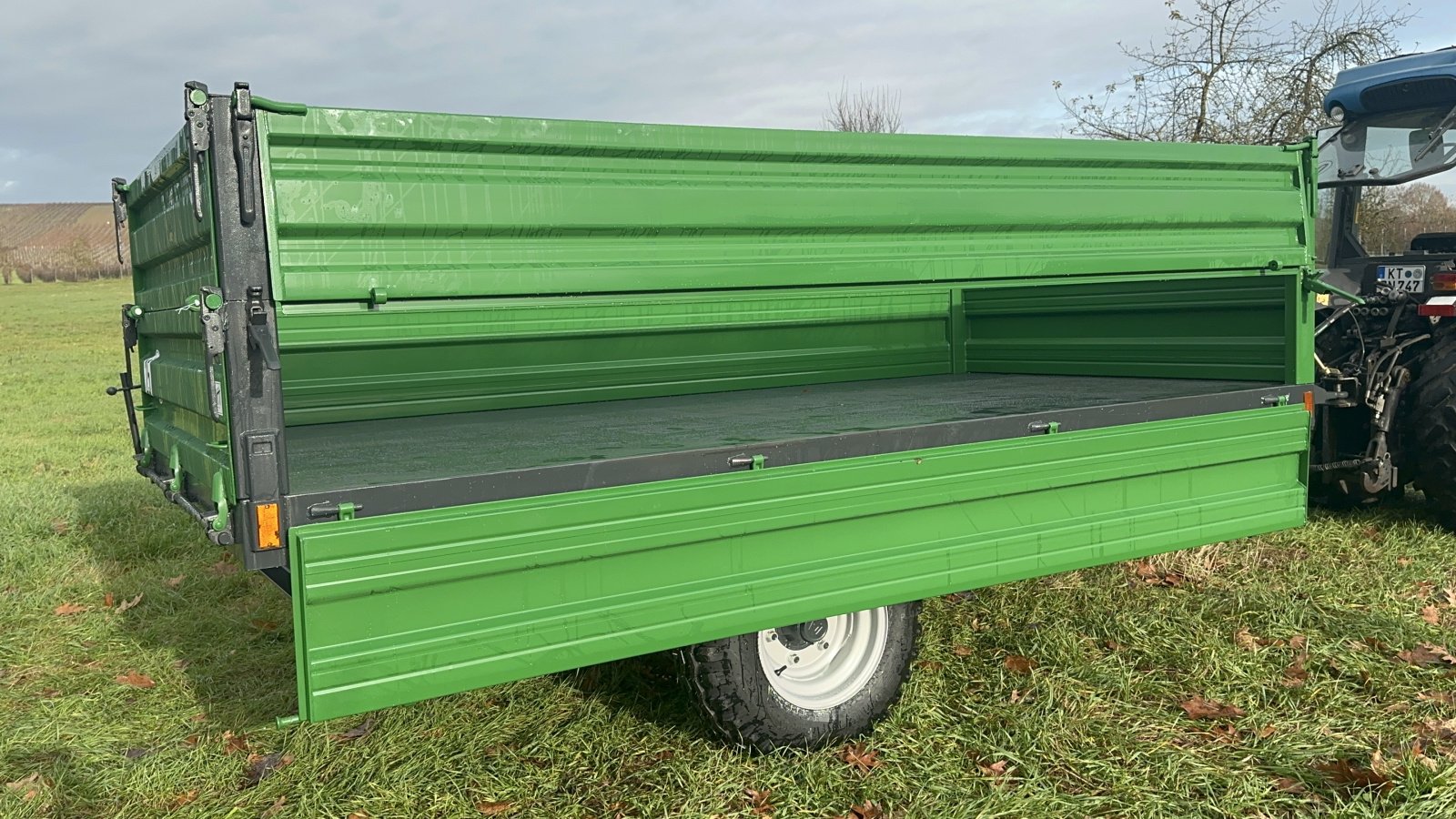 Einachskipper des Typs Schmitt Sommerach Essenza 4,5 T, Neumaschine in Sommerach (Bild 15)