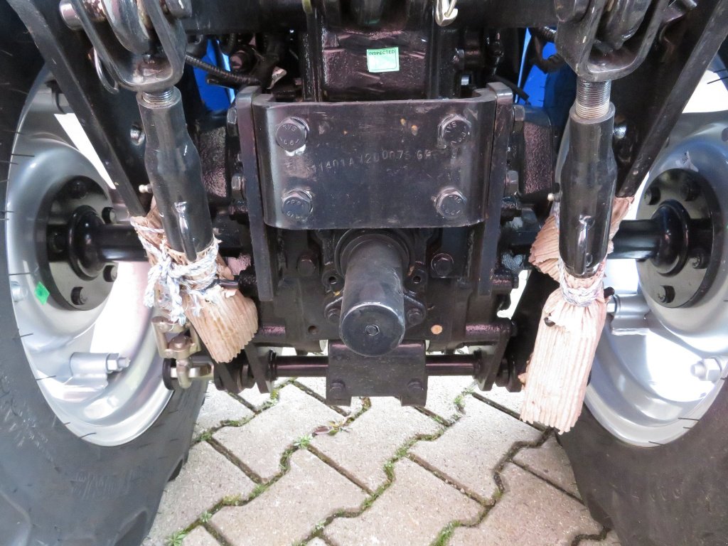 Kommunaltraktor des Typs Solis 20, Neumaschine in Sommerach (Bild 14)