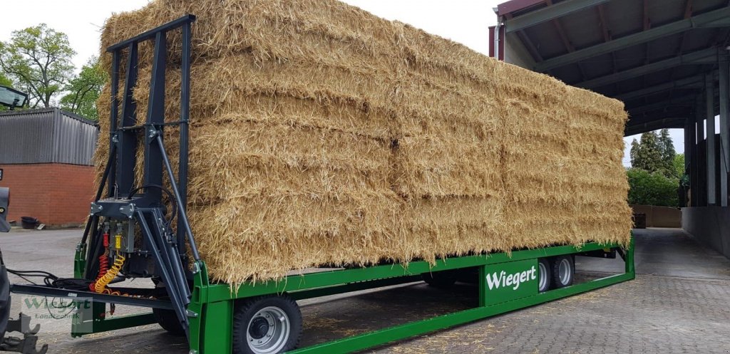 Ballensammelwagen des Typs Wiegert BWL 1040, Neumaschine in Ostbevern (Bild 2)