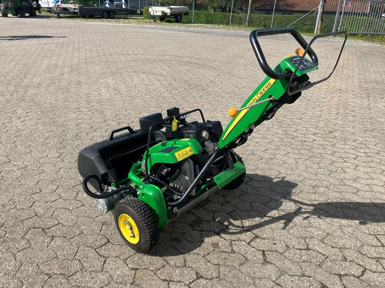 Sonstige Gartentechnik & Kommunaltechnik des Typs John Deere 220 E-CUT WALK GM GO, Gebrauchtmaschine in Trige (Bild 4)