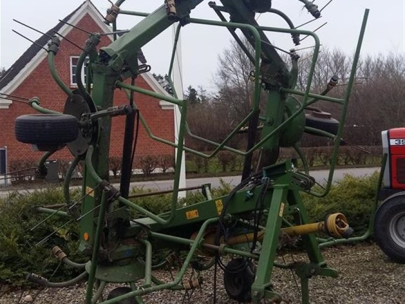 Schwader des Typs Krone 7/82, Gebrauchtmaschine in Middelfart (Bild 1)