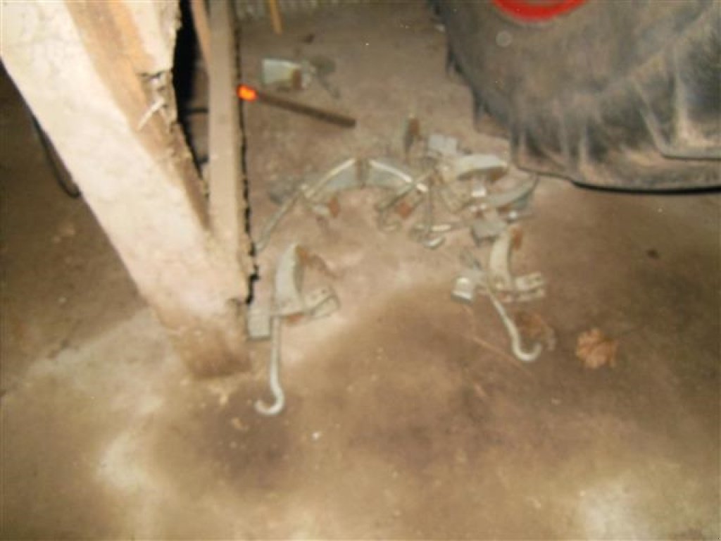 Reifen des Typs Kleber 16,9x38, Gebrauchtmaschine in Egtved (Bild 4)
