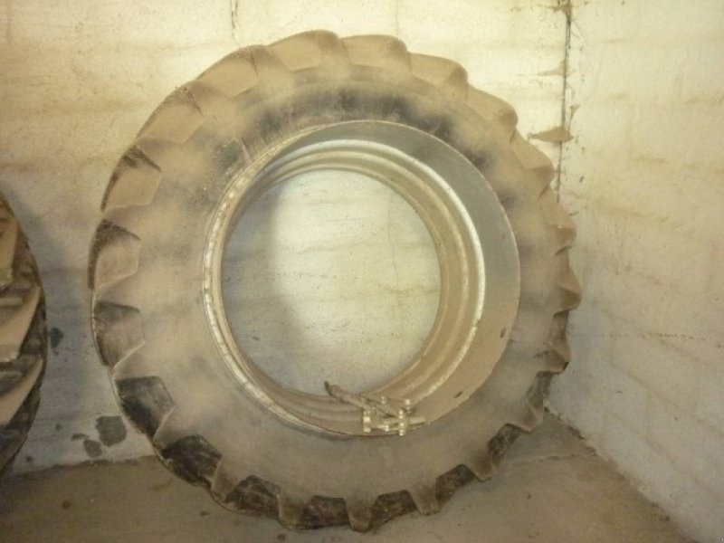 Reifen des Typs Sonstige 18,4x38, Gebrauchtmaschine in Egtved (Bild 1)