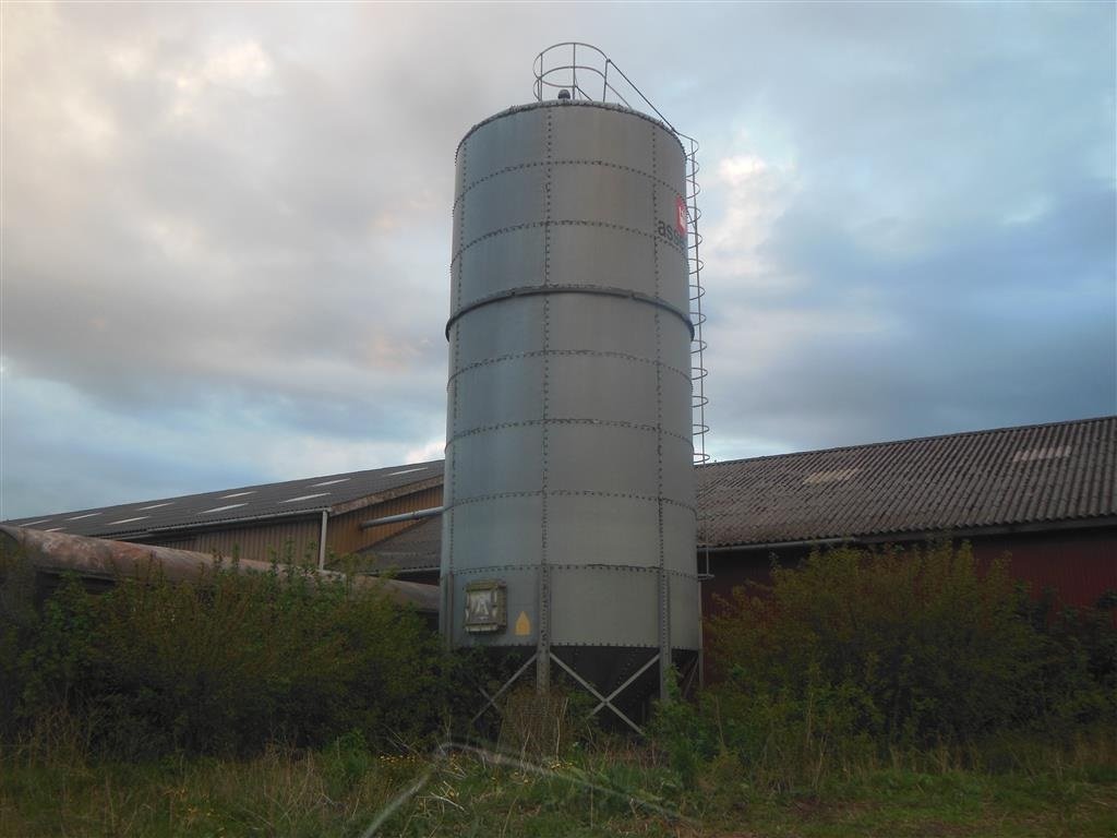 Silo des Typs Sonstige 800 tdr., 8 ringe 7 ben med snegl,, Gebrauchtmaschine in Egtved (Bild 2)