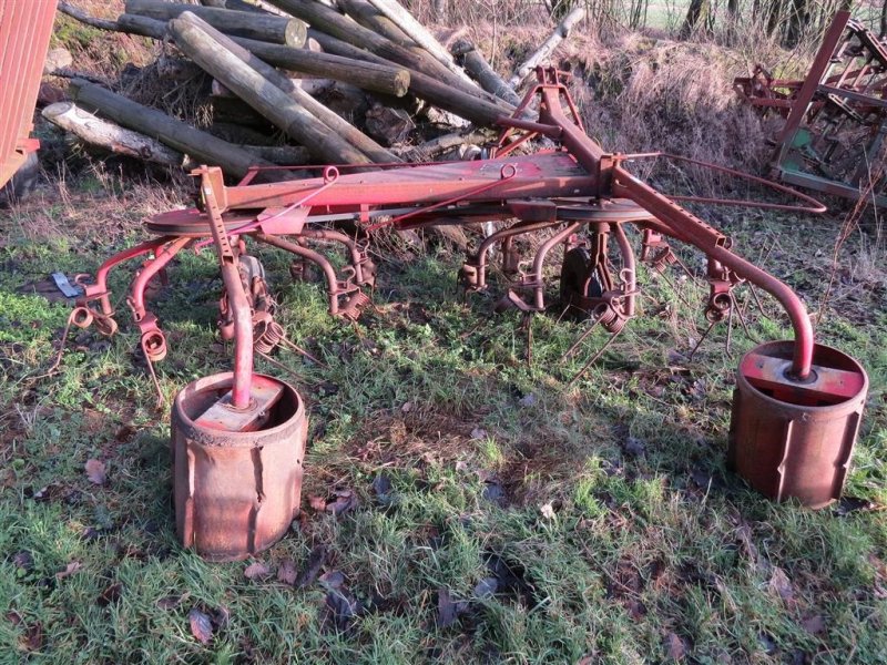 Schwader des Typs JF CVR 320, Gebrauchtmaschine in Egtved (Bild 1)