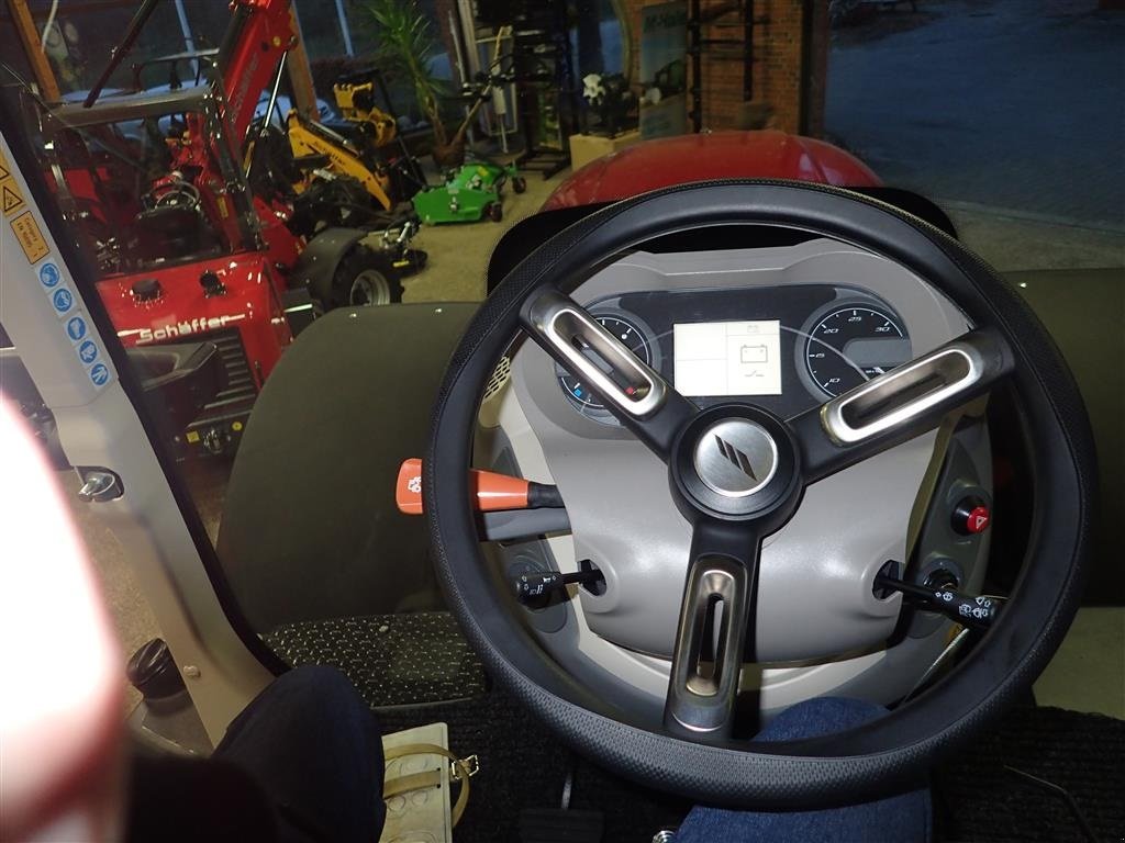 Traktor des Typs McCormick Ny serie, alle modeller,, Gebrauchtmaschine in Egtved (Bild 14)