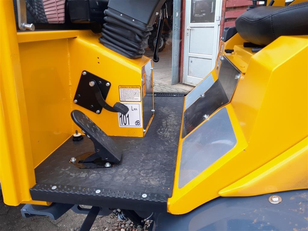 Kompaktlader des Typs Eurotrac W12 med førerhus, Gebrauchtmaschine in Rødekro (Bild 15)