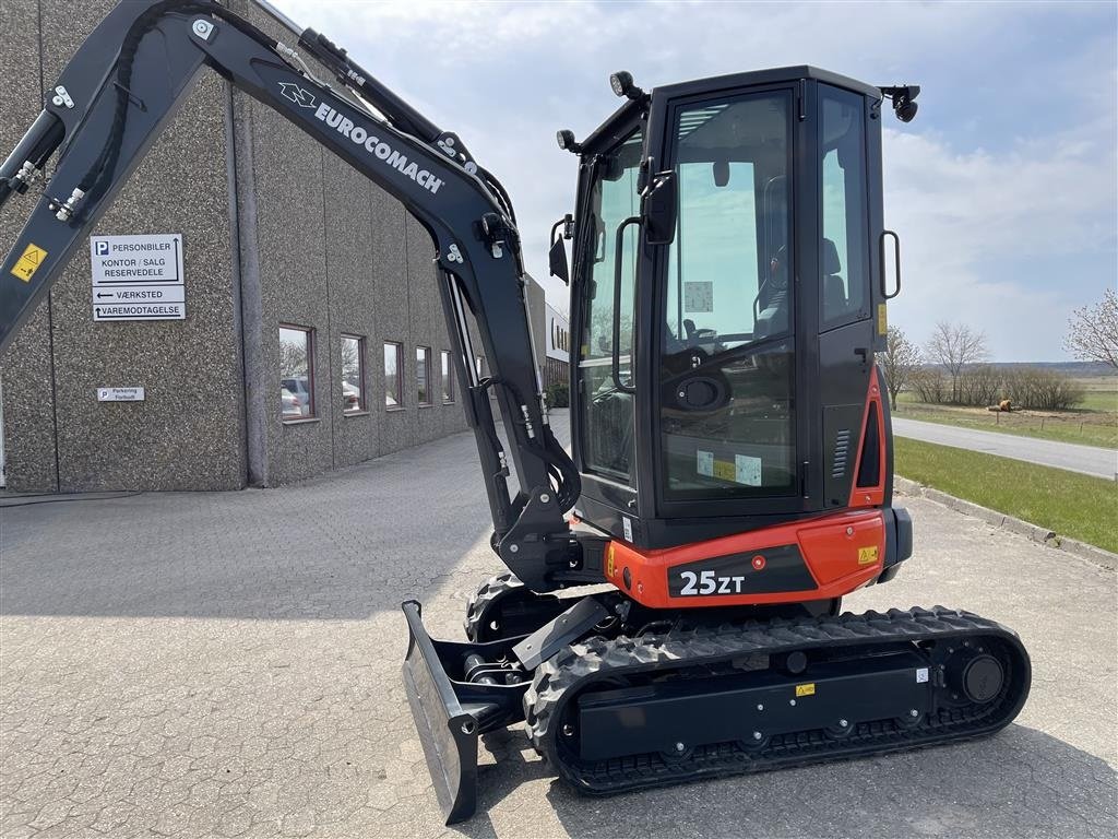 Bagger des Typs Eurocomach 25 ZT, Gebrauchtmaschine in Havndal (Bild 3)