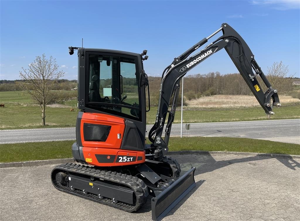 Bagger des Typs Eurocomach 25 ZT, Gebrauchtmaschine in Havndal (Bild 1)