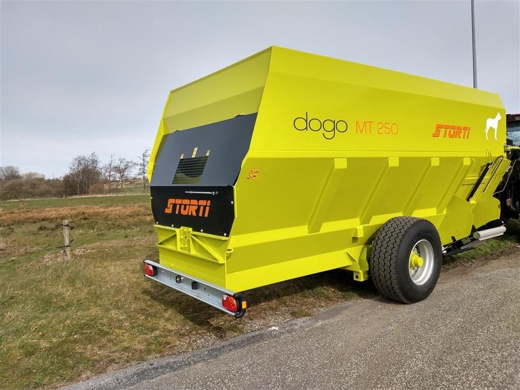 Futterverteilwagen des Typs Storti Dogo 25, Gebrauchtmaschine in Randers Sv (Bild 3)