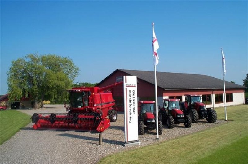 Mähdrescher des Typs GS International Dele til franske høstmaskiner, Gebrauchtmaschine in Storvorde (Bild 1)