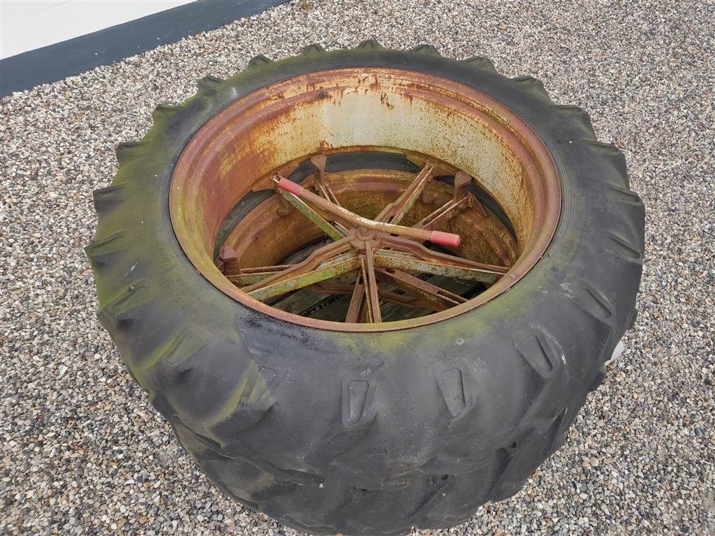 Reifen des Typs Molcon 13.6-38, Gebrauchtmaschine in Storvorde (Bild 2)