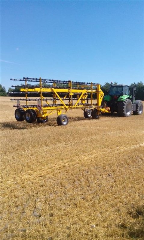 Direktsaatmaschine des Typs Claydon 15 M Halmstrigle, Gebrauchtmaschine in Hjortshøj (Bild 1)