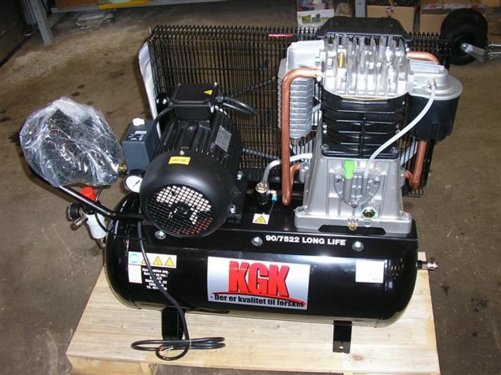 Hof-Kompressor des Typs Sonstige KGK kompresso 90L, Gebrauchtmaschine in Aabenraa (Bild 1)