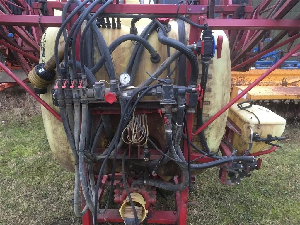 Feldspritze des Typs Hardi LHY 1000 / 16/361 Incl. fronttank, Gebrauchtmaschine in Roskilde (Bild 4)