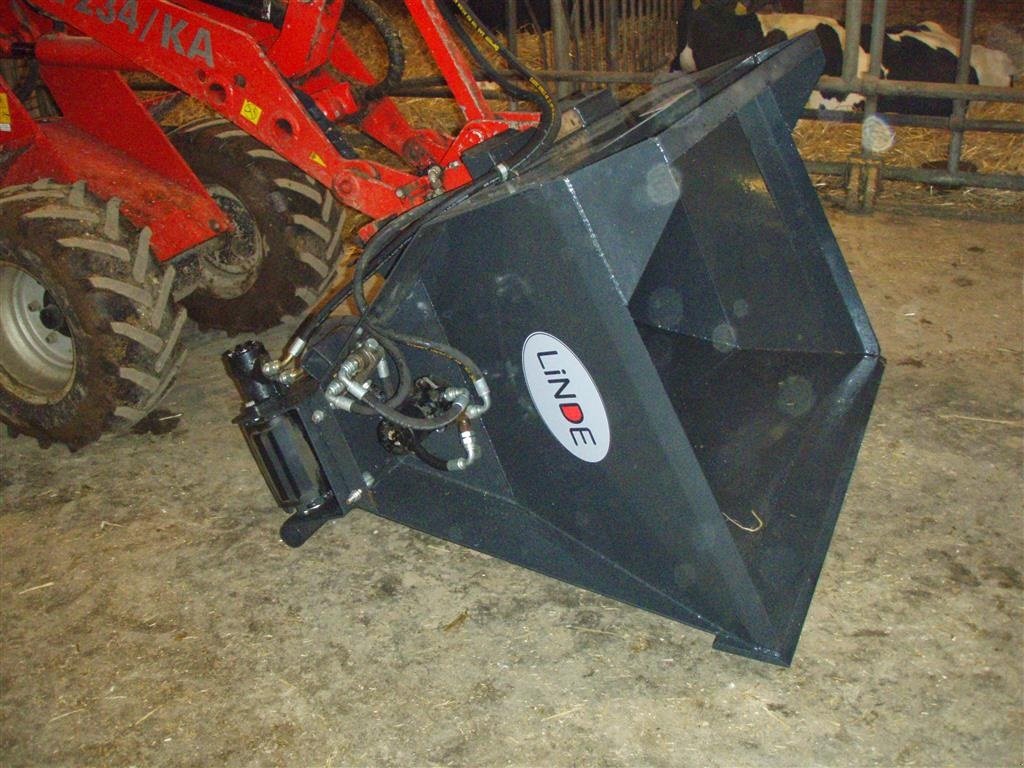 Einstreutechnik des Typs Linde Strøskovl, Gebrauchtmaschine in Struer (Bild 1)