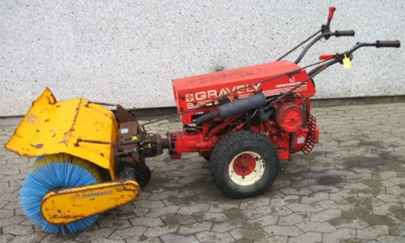 Einachstraktor des Typs Sonstige 2 hj. med fejemaskine, Gebrauchtmaschine in Helsinge (Bild 2)