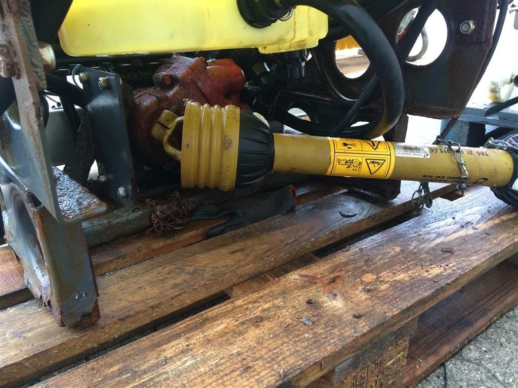 Sonstiges des Typs Epoke PTO drevet model til minitraktor -  200 L beholder, Gebrauchtmaschine in Helsinge (Bild 2)