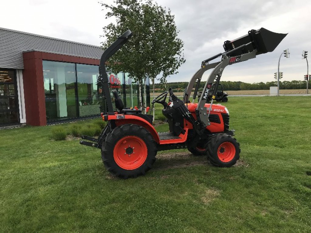 Kommunaltraktor des Typs Kubota B1241, Vorführmaschine in Zeven (Bild 5)