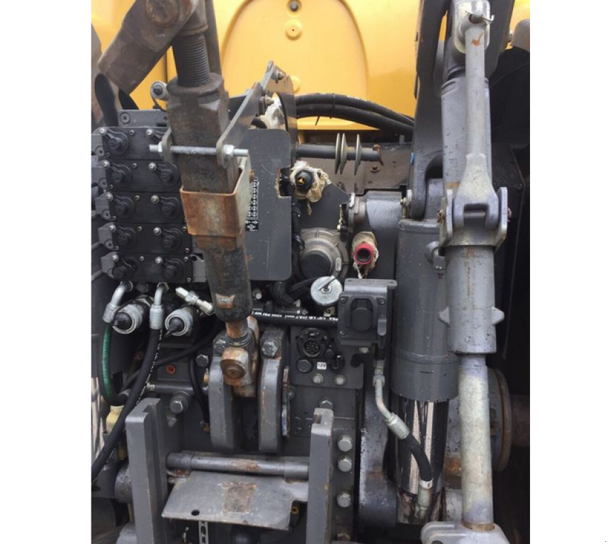 Raupentraktor des Typs CHALLENGER MT765C, Neumaschine in Житомир (Bild 8)