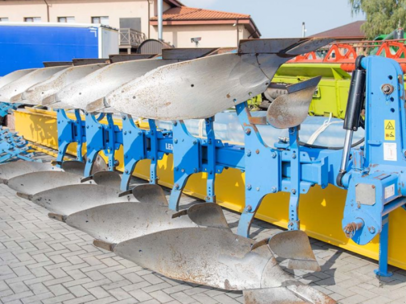 Scheibenpflug des Typs Lemken Europal 7,  in Житомир (Bild 1)