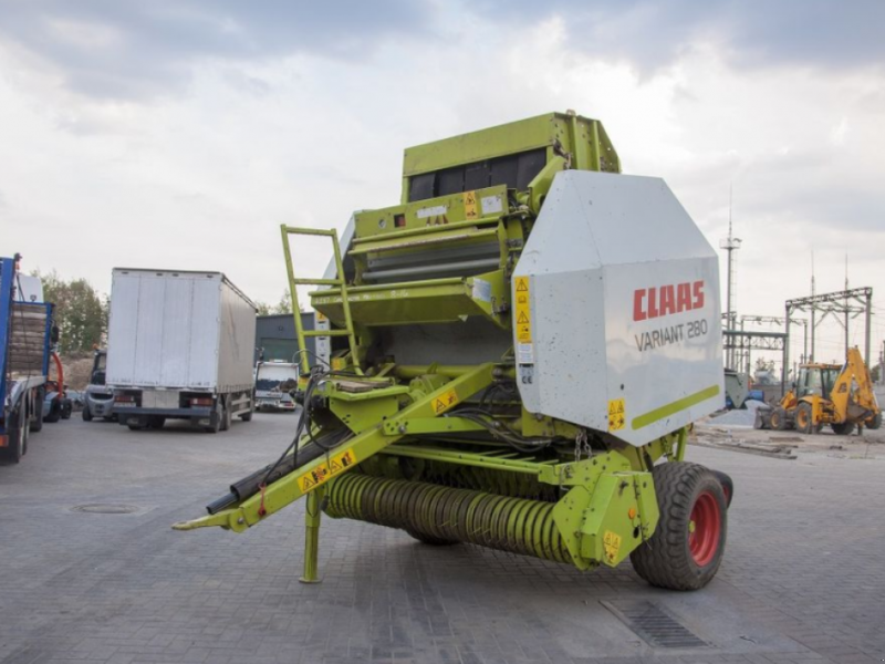 Rundballenpresse des Typs CLAAS Variant 280,  in Житомир (Bild 1)