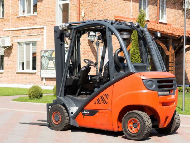 Gabelstapler des Typs Linde H25D,  in Житомир (Bild 1)