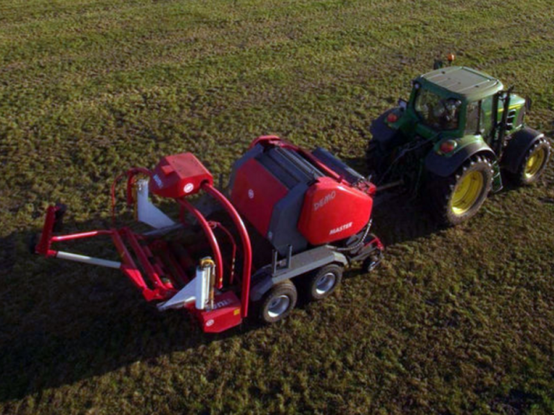 Rundballenpresse des Typs Unia Master,  in Луцьк (Bild 1)