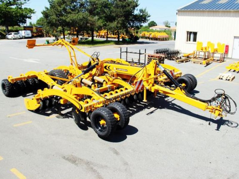 Wiesenegge des Typs Agrisem Maximulch Serie 3,  in Луцьк (Bild 1)